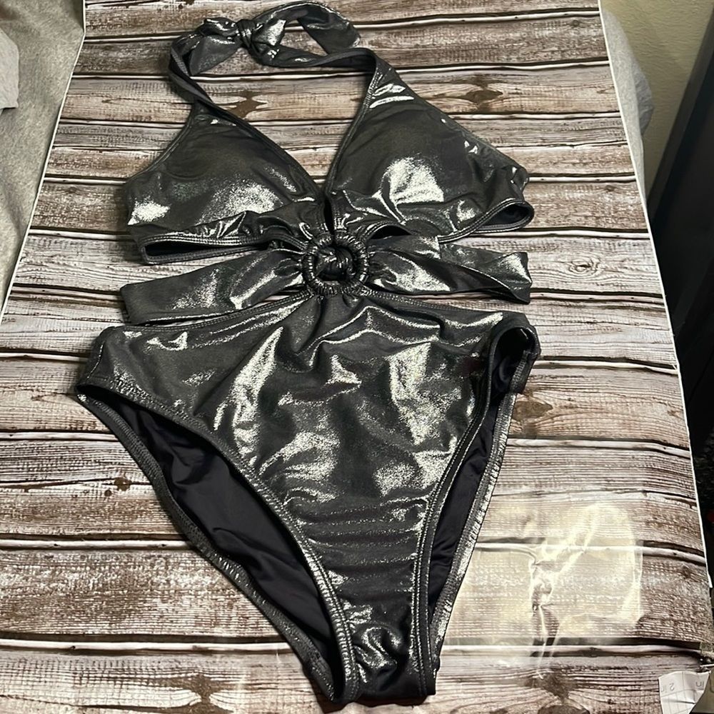 La Blanca Gunmetal Metallic One-Piece Monokini 8